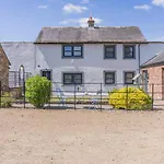 1 Bed In Oc-s32206