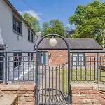 1 Bed In Oc-s32206 *