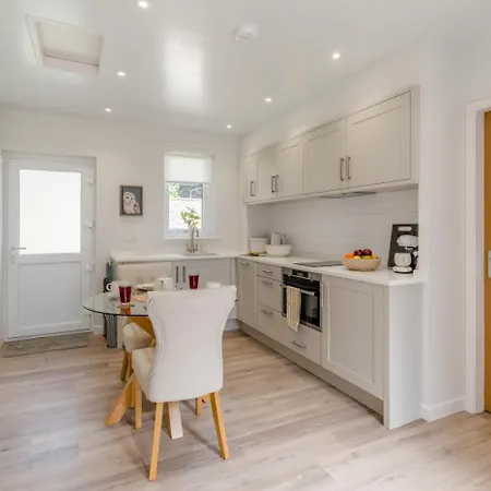 1 Bed In Oc-s32206