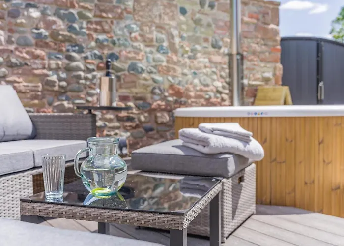 1 Bed In Oc-s32206 *